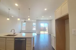 8286 Primrose Wy, Dallas, TX 75252 - Photo 2