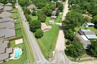 802 Cardinal Road, Mansfield, TX 76063 - Photo 1