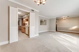 2977 Selma Ln, Farmers Branch, TX 75234 - Photo 8