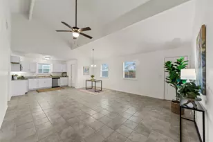 413 Whitney Ct, Rio Vista, TX 76093 - Photo 6