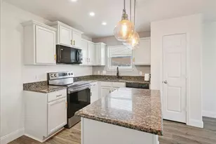 12916 Kingsgate Dr, Rhome, TX 76078 - Photo 12