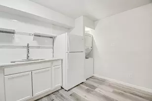 9815 Walnut St, Dallas, TX 75243 - Photo 8