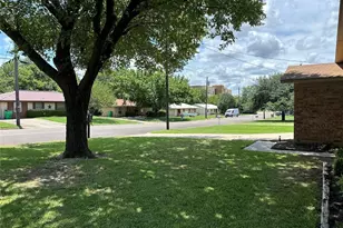 901 W Star St, Gainesville, TX 76240 - Photo 18