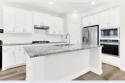 2820 Claude White Creek, McKinney, TX 75071 - Photo 4