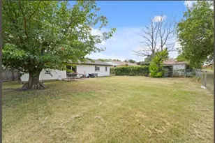 605 Neptune Dr, Denton, TX 76209 - Photo 4