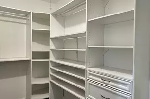 13731 Biggs St, Dallas, TX 75253 - Photo 16