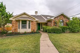 3631 Hilltop Ln, Plano, TX 75023 - Photo 2