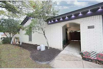 2708 Foxcroft Circle, Denton, TX 76209 - Photo 2