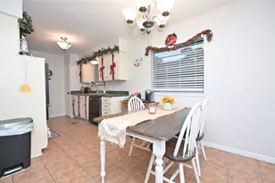 2708 Foxcroft Cir, Denton, TX 76209 - Photo 10