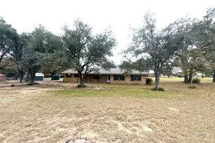 150 Lazy Way, Fairfield, TX 75840 - Photo 1