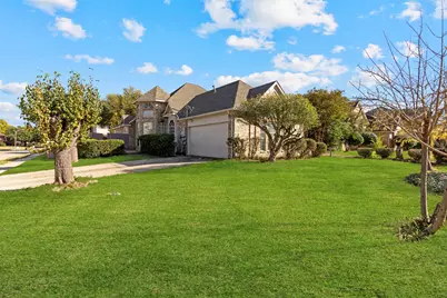 200 Hawthorne Drive, Murphy, TX 75094 - Photo 2
