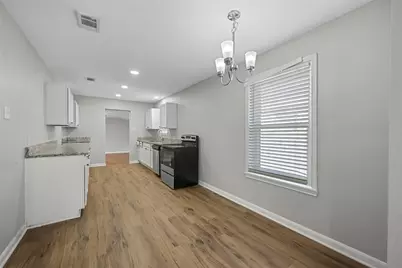 516 N Burdette Avenue, Sherman, TX 75090 - Photo 6