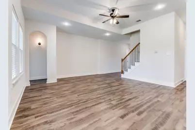 504 Ellis Place Drive, Greenville, TX 75402 - Photo 2