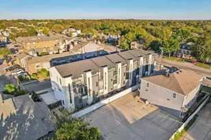 145 N Henderson Ave, Dallas, TX 75214 - Photo 2