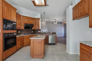 5628 Rock Canyon Rd, The Colony, TX 75056 - Photo 10