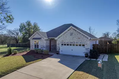 808 E 6th Street, Bonham, TX 75418 - Photo 26