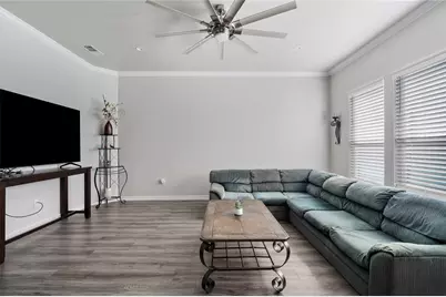 808 E 6th Street, Bonham, TX 75418 - Photo 4