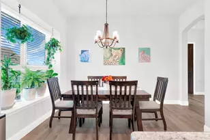 2112 Hill Crest Ct, Weatherford, TX 76086 - Photo 4