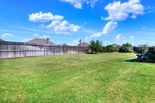 2112 Hill Crest Ct, Weatherford, TX 76086 - Photo 18