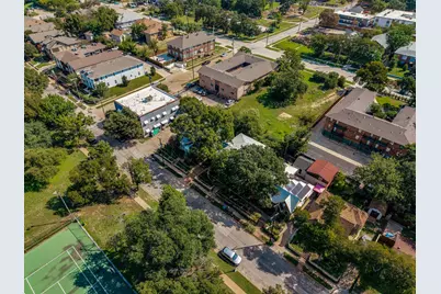 732 Blaylock Drive, Dallas, TX 75203 - Photo 4