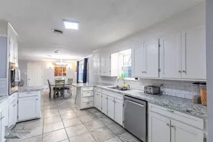 2310 Hollis Dr, Abilene, TX 79605 - Photo 8