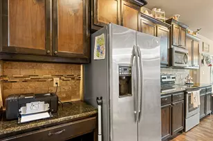 1401 Lauren Ln, Granbury, TX 76048 - Photo 18