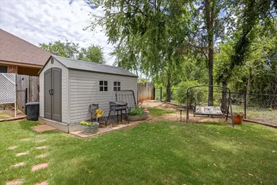 1401 Lauren Lane, Granbury, TX 76048 - Photo 34