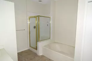 2240 Arbor Creek Dr, Carrollton, TX 75010 - Photo 16