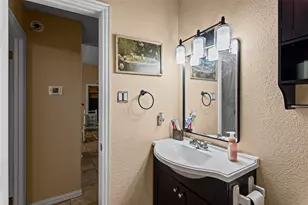 1429 W Torrey St, Granbury, TX 76048 - Photo 24