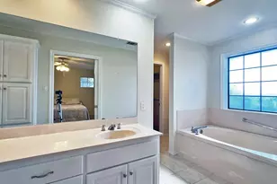 810 Torribrooke Ln, Athens, TX 75751 - Photo 10