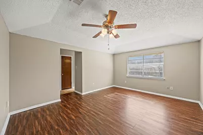 7258 Brentwood Stair Road, Fort Worth, TX 76112 - Photo 18