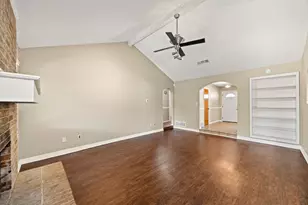 7258 Brentwood Stair Rd, Fort Worth, TX 76112 - Photo 12