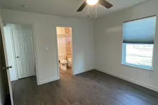 2704 Bolivar St, Denton, TX 76201 - Photo 8