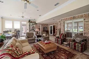 8913 Brierfield Rd, Granbury, TX 76049 - Photo 18