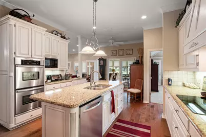 8913 Brierfield Road, Granbury, TX 76049 - Photo 14