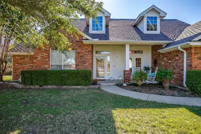 126 Hunters Glen Drive, Waxahachie, TX 75167 - Photo 2