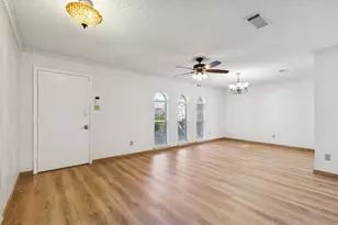 816 Donna Dr, Hurst, TX 76053 - Photo 6