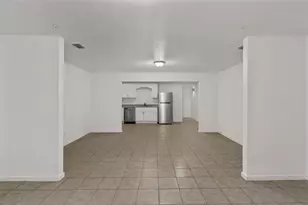 316 W 7th St, Mt Pleasant, TX 75455 - Photo 4