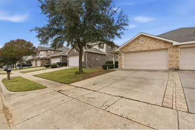 1425 Ravenwood Drive, Mansfield, TX 76063 - Photo 1