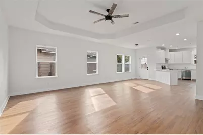 805 Ritchey Street, Gainesville, TX 76240 - Photo 2