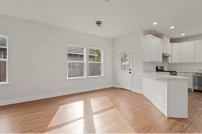 805 Ritchey Street, Gainesville, TX 76240 - Photo 14