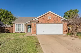 7801 Ivy Ln, Rowlett, TX 75089 - Photo 1