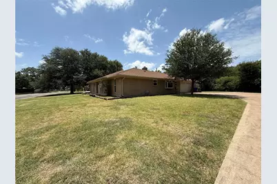 1812 Trinity Drive, Waco, TX 76710 - Photo 24