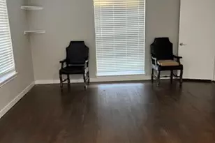 1570 Sutter St, Dallas, TX 75216 - Photo 8