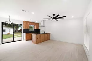 103 N Summit St, Red Oak, TX 75154 - Photo 10