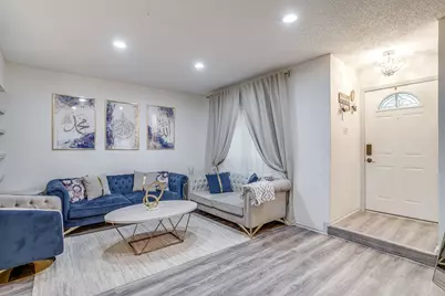 2117 Park Willow Lane #D, Arlington, TX 76011 - Photo 2