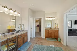 305 Fountain Creek Ct, Ovilla, TX 75154 - Photo 16