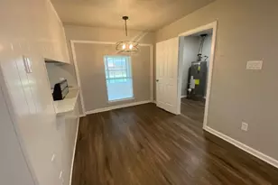 7452 Beaty St, Fort Worth, TX 76112 - Photo 6