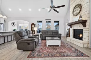 1019 Anna Cir, Granbury, TX 76048 - Photo 24