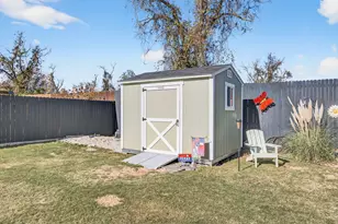 1019 Anna Cir, Granbury, TX 76048 - Photo 36